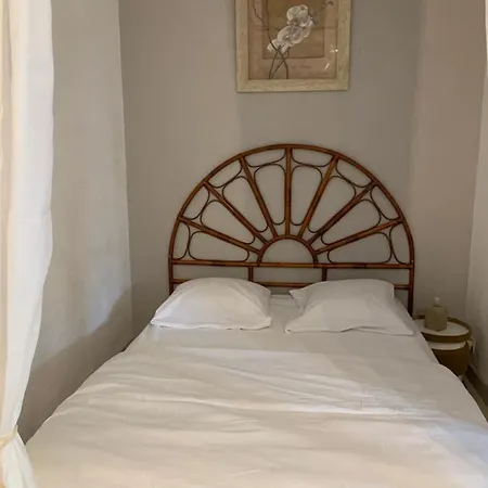 Cap D Rez-de-jardin Marine Centre Port